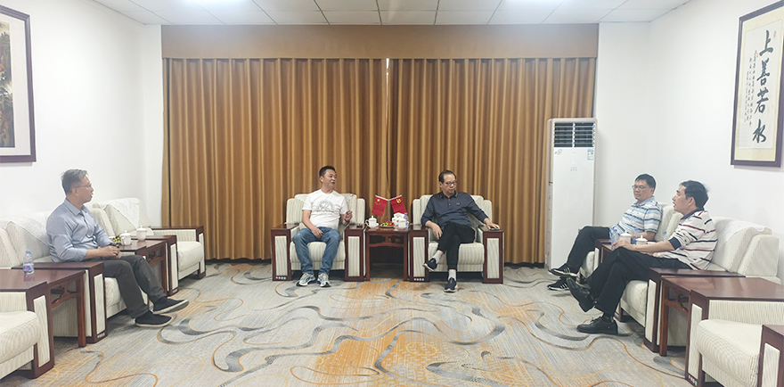 市政府领导参观_02.jpg